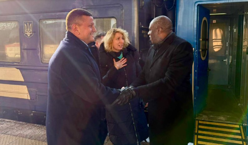 <script async src="https://telegram.org/js/telegram-widget.js?22" data-telegram-post="Zaluzhnui/1007" data-width="100%"></script>